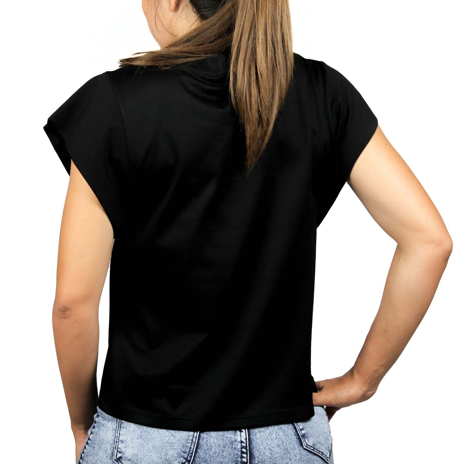 T-shirt nera giromanica con logo ricamato 3