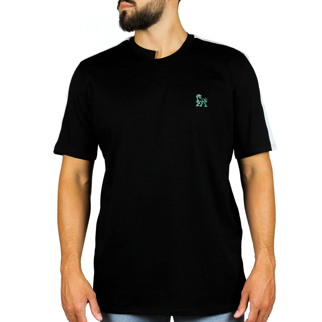 T-shirt nera inserti lino bianco su spalle 1