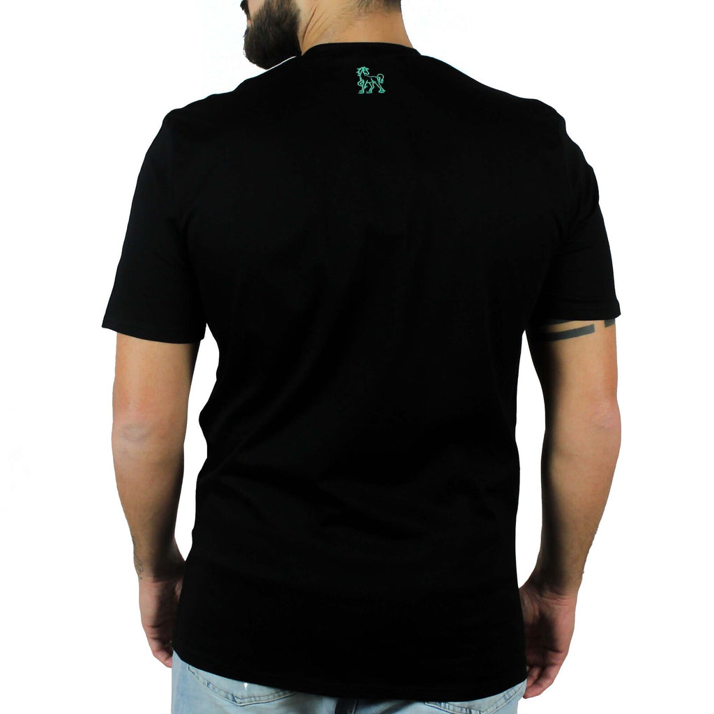 T-shirt nera inserti lino bianco su spalle e stampa Vinto 5